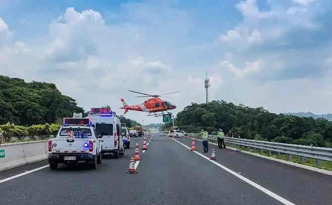 雁塔区高速公路汽车救援案例